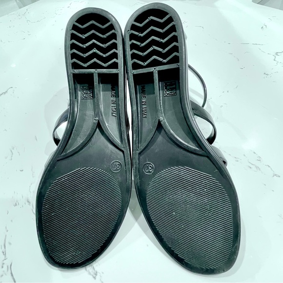 MARC JACOBS | Rubber Gladiator Jelly Sandals in Black | Size 7 | IT 37 - Picture 13 of 15